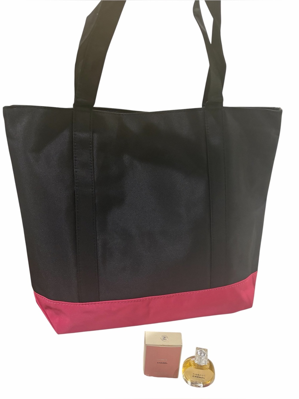Chanel Chance Perfume Mini Bottle with Tote Bag Great deal firm price! - Picture 5 of 9
